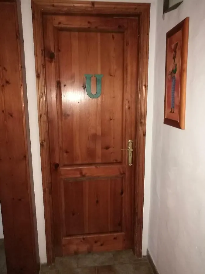 La Oliva Inn 0*, La Oliva